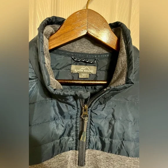 Eddie Bauer Blue and Gray Quarter-Zip Pullover Adult Size XL - Picture 4 of 10